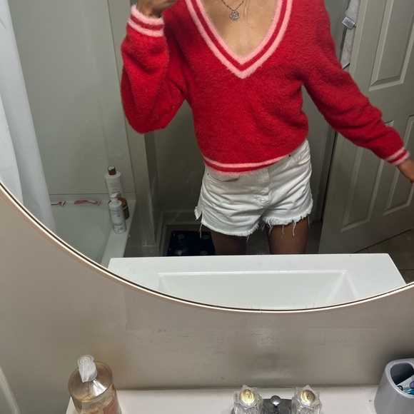 FINDERS SWEATER FROM HEMLINE - Picture 7 of 9